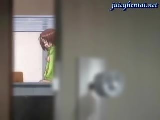 Anime lesbians pagbabahagi a dildo