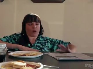 Chastity Lynn Eats MILF Pussy Under A Table